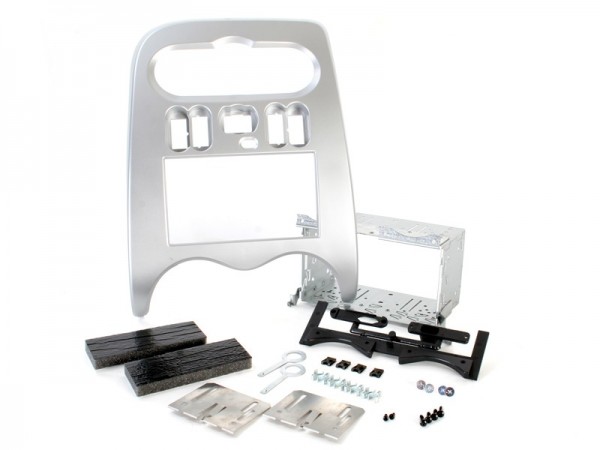 Radioblende Dacia Duster, Logan, Sandero ab 2011 2DIN silber Installer Kit