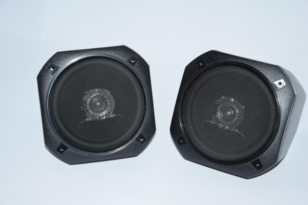 Gehäuse Aufbaulautsprecher 130mm 2 wege