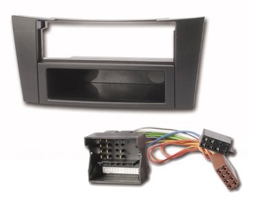MERCEDES E-Klasse Radioblende + ISO Adapter