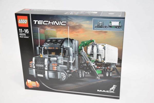 LEGO® 42078 Mack® Anthem