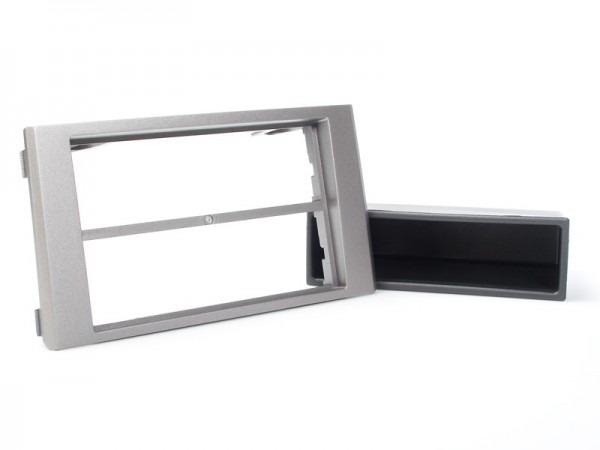 Radioblende IVECO Daily ab IV+V ab 2006-14 2DIN mit Fach silber